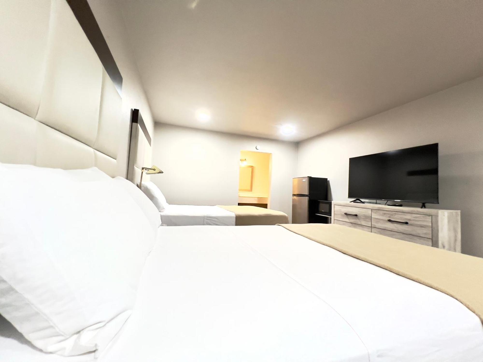 Economy Inn And Suites 털사 외부 사진